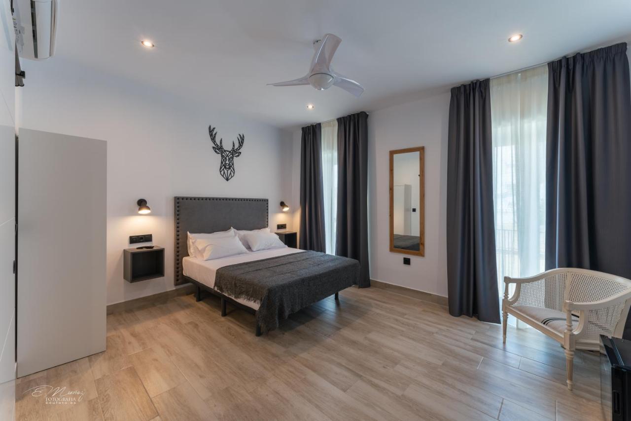 La Posada Del Teatro H Boutique Parking Gratis เมรีดา ภายนอก รูปภาพ
