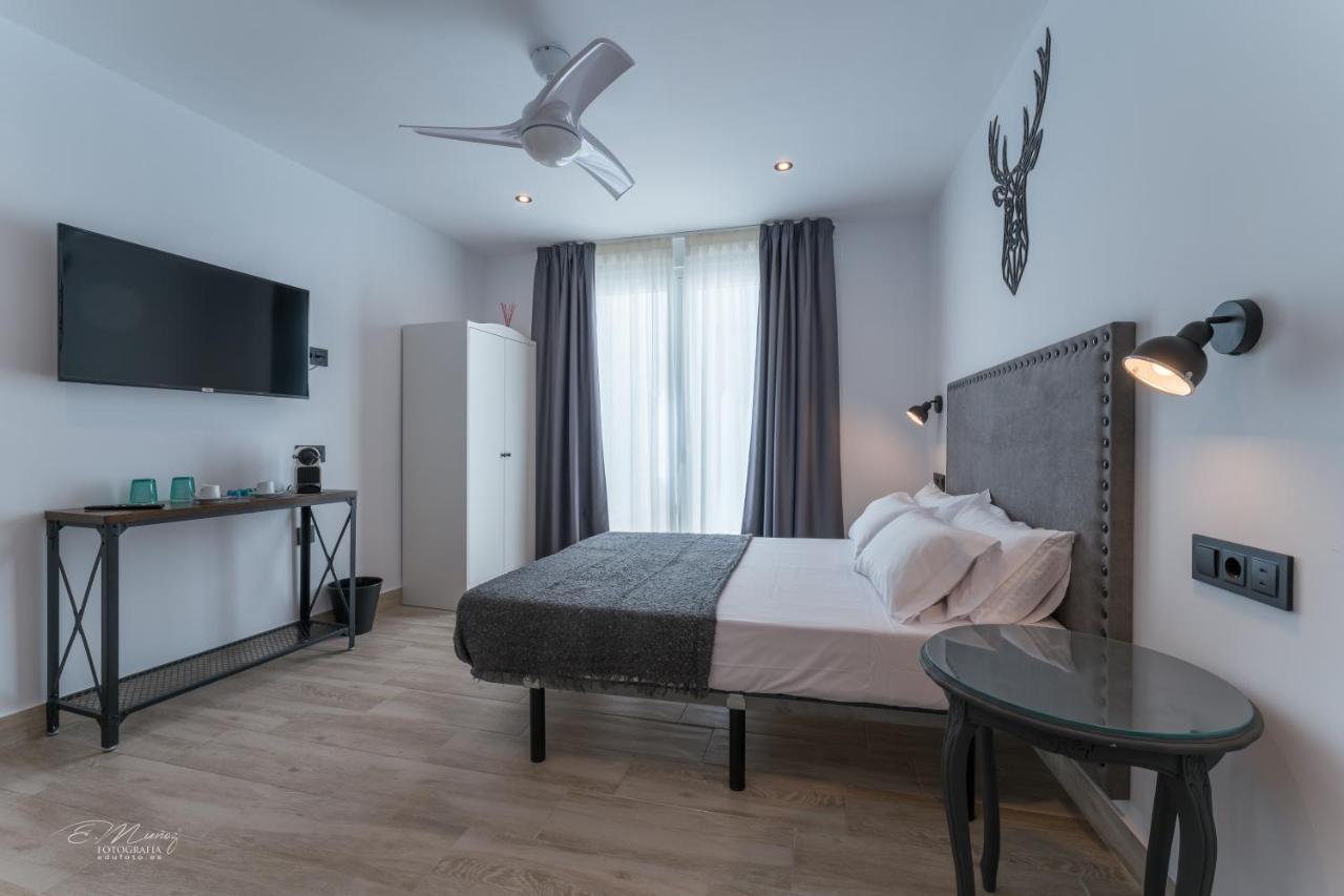 La Posada Del Teatro H Boutique Parking Gratis เมรีดา ภายนอก รูปภาพ